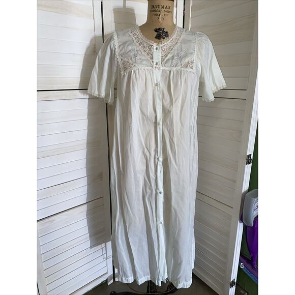Vintage Vanity Fair Ladies 100% Cotton Lt.Green Short Sleeve Nightgown USA Large - Picture 1 of 8